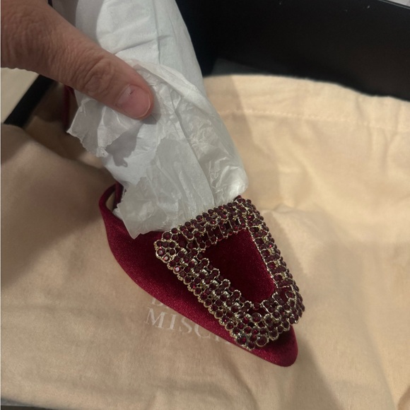 Badgley Mischka Red Velvet Heels with Embellished Buckle - Picture 7 of 7